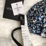 Volcom New.  reversible bikini top. Photo 7