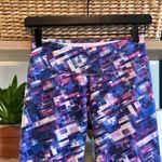 prAna  Mid-Rise Abstract Multicolor Capri Legging, S Photo 1