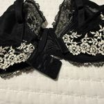 Wacoal  34DD Embrace Lace Black & White Floral Bra Underwire Unlined 65191 Photo 8