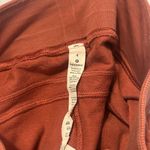 Lululemon scuba sweatpants size 4 Photo 4