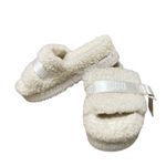 UGG  Fluffita slide on off-white Sherpa sheepskin slippers womens 9 lug sole Photo 2