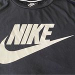 Nike Cropped T-Shirt Photo 5