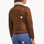 Levi's Women's Classic Sherpa Lined Trucker Jacket Cognac Photo 2