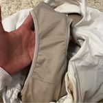 Lululemon  white mid rise speed up shorts 4” size 10 Photo 5