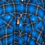 Wrangler Long Sleeve Button Down Photo 1