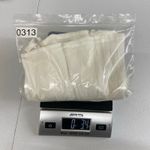 Women's white crocheted v Photo 6