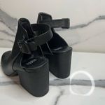 Eileen Fisher Women's Classic Minimalist Black Leather Stacked Heel Boots Sz 7 Photo 4