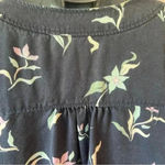 Duluth Trading Womens Floral wrap top Shirt Navy Size Small S Photo 6