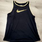 Nike  Womens Outfit Bundle Athleisure Top Sports Bra Shorts Cap Set size Medium Photo 3