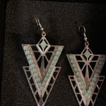 BOUTIQUE V Sea Salt stone Drop Earrings Photo 2