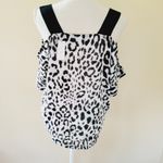 Ny&co NY& leopard cold shoulder blouse size medium Photo 4