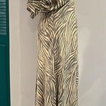 ASTR NEOT Flutter Sleeve Open Back Midi Dress Zebra - S ($99) Photo 4
