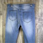 SheIn SZ 30 Light-wash Denim White Stripe on the sides w/5 Pockets & Leg… Photo 10