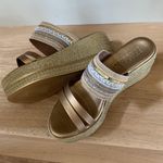 Italian Shoemakers Espadrilles Bronze Silver Wedges New Womens 8.5 Sandals Photo 0