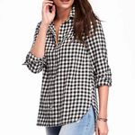 Old Navy * Women's Classic Button-Up Shirt Size Large Black and White Checkered Photo 2