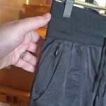 The North Face Aphrodite Motion Capri Pants Women's Black Size Small Photo 4