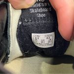 Vans Sk8 mid high top sneakers rose thorns embroidered black red women’s size 8 Photo 7