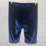 Fabletics Navy Velour 9″ Bike Shorts Size L NWT Photo 3