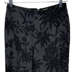 Tommy Bahama  Pants Womens 6 Black‎ Gray Floral Silk Cropped Casual Dark Floral Photo 3