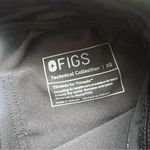 FIGS  High Waisted Zamora Jogger Scrub Pants in Core Black Size XS Photo 12