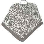 Barefoot Dreams  Poncho Sweater One Size‎ Gray White Ocean Breeze Cozychic Casual Photo 0