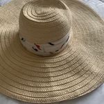 Boutique Hat Photo 1