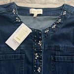 LAURA Embellished Snap Photo 4