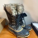 Sorel  Joan of Arctic Waterproof Snow Boot Lace Up Fur Trim Grey Black Winter 9 Photo 2