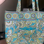 Vera Bradley  peacock tote Photo 0