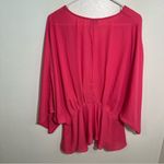 M Shop the Mint V Photo 5