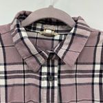Duluth Trading Company  xl purple flannel long sleeve button up shirt Photo 8