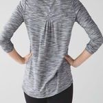 Lululemon  Yogi Everyday Long Sleeve Workout Top Size Medium Space Dye Stretch Photo 1