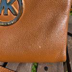 Michael Kors  City Organizer Tan Leather Crossbody Bag Purse 8"x6.5" Photo 4