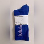 Lululemon  NWT Daily Essential Blue Crew Length Socks 1pr Wordmark Size M Photo 2