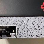 Jordan 4s Fire Red Size 7y Photo 3