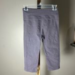 Lululemon Womenโs Purple Speckled Seamless Cropped Leggings Size 4 Photo 3