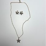 Kendra Scott  Kyla Necklace Earrings Set Gold Pink Mother of Pearl Flower Photo 5