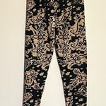 NWT Black and Cream Paisley Print Leggings Pants Photo 4