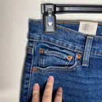 Levi's Levi’s Wedgie Straight busted knee raw hem short length ankle jeans size 28s Photo 4