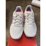 New Balance 520v8 Women's Size 7.5 W White Grey Purple Running Shoes W520RG8 EUC Photo 2