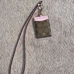 Coach ID Lanyard Photo 2