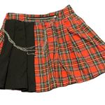 Romwe  red plaid with black and chain pleated skirt size small Photo 0