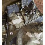 Eddie Bauer Women's Adventurer Hiking Parka Hooded Jacket Small Green Camo Photo 4