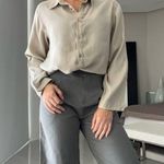 The Frankie Shop
Long Sleeve Button-Up Top
Size: M Photo 0