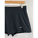 Nike Women’s Medium Black Sports Skort Photo 1