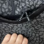 Lápis Elegant Black and Gray Patterned Dress Size M Photo 3