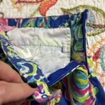Lilly Pulitzer  size 0 shorts scallop hem size zip blue tropical print pockets Photo 6