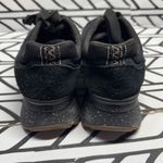 UGG  Marin Lace Platform in size 8.5 Photo 3