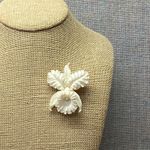 Vintage Style White Floral Hand Carved Resin Orchid Brooch Statement Jewelry Pin Photo 5