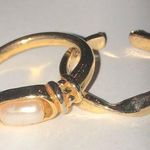 Size 5 Berebi Gold Tone Faux Pearl Dainty Ring Twisted Band Adjustable Band Photo 0